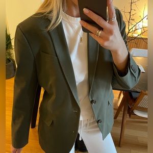 Green Neiman Marcus Brand oversized boxy sage green blazer